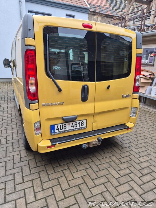 Renault Trafic 2,5 trafic Passenger DC 2008