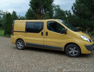 Renault Trafic 2,5   trafic Passenger DC 2008