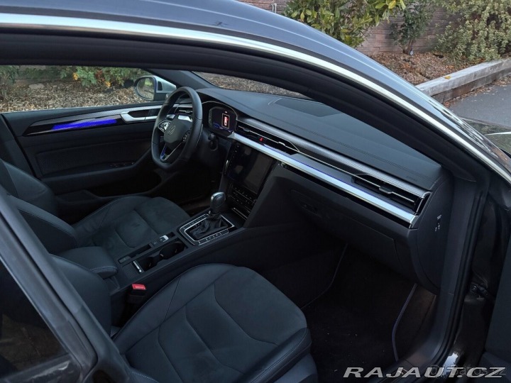 Volkswagen Arteon 2,0   R Shooting Brake 23 2024