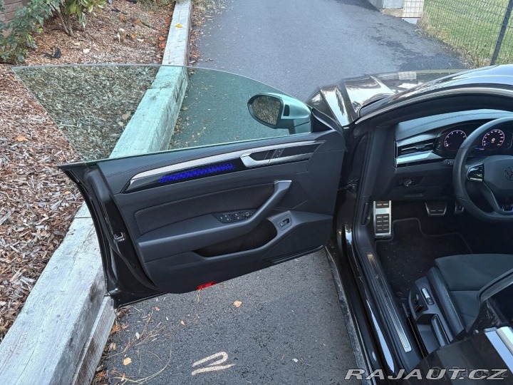 Volkswagen Arteon 2,0   R Shooting Brake 23 2024