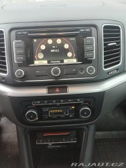 Volkswagen Sharan 2,0   7N 2010