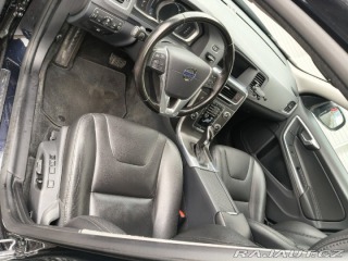 Volvo V60 2,0   AUTO 2015