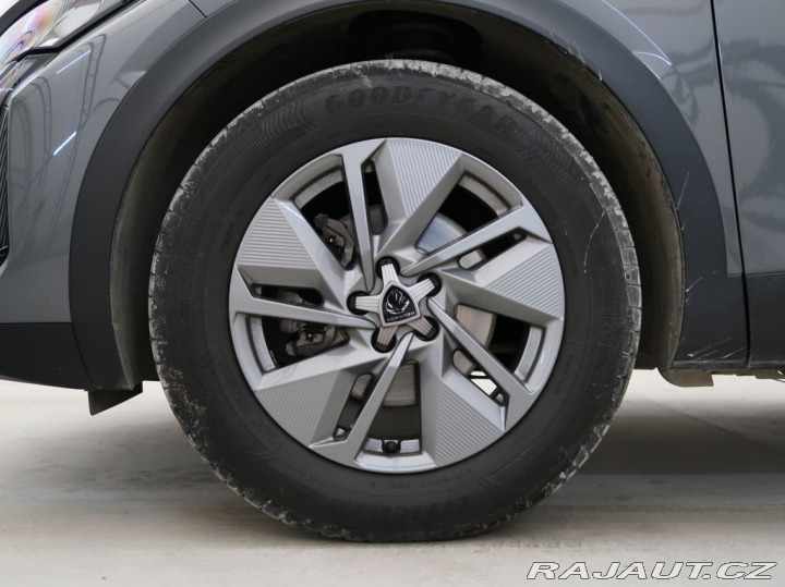 Peugeot 408 1.2PureTech,96kW,ALLURE,A 1800