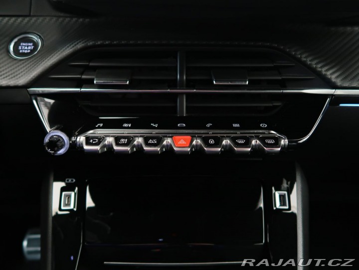 Peugeot 2008 1.2PureTech,96kW,GT,MAN6, 1800