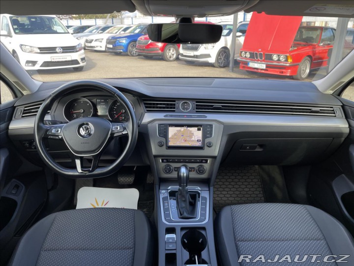 Volkswagen Passat 2,0 TDi DSG LED*ACC*Vyhř. 2016