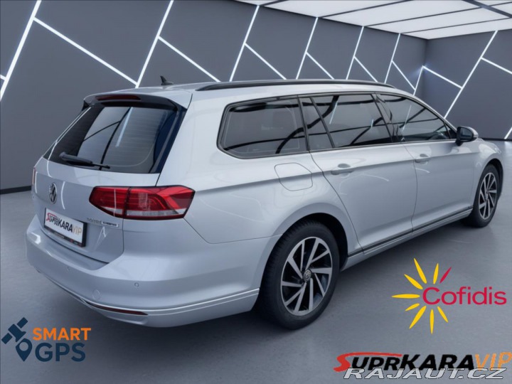 Volkswagen Passat 2,0 TDi DSG LED*ACC*Vyhř. 2016