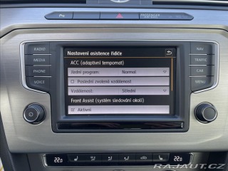 Volkswagen Passat 2,0 TDi DSG LED*ACC*Vyhř. 2016