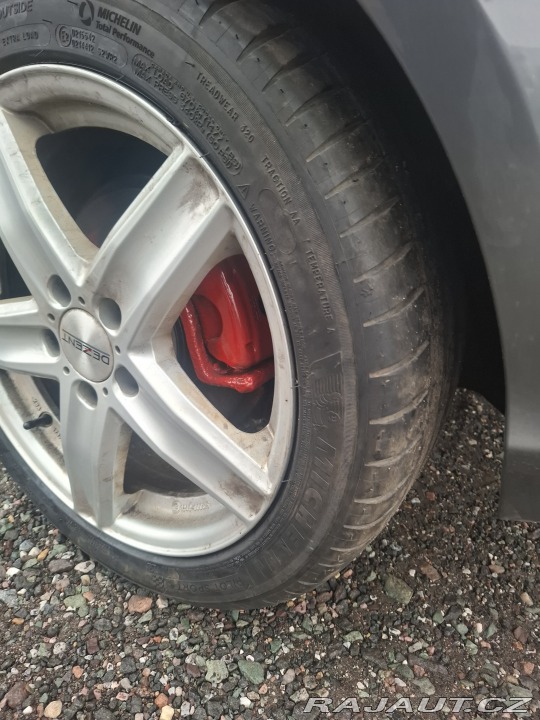 Mercedes-Benz B B200 2012