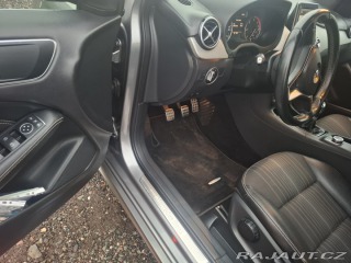 Mercedes-Benz B B200 2012