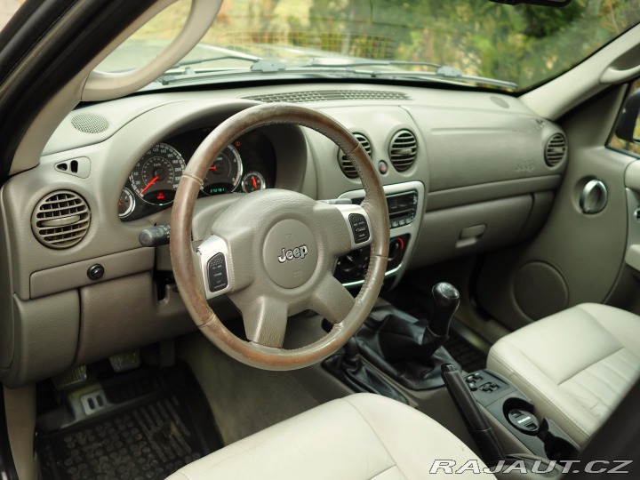 Jeep Cherokee 2.8CRD 120kW,4X4,LIMITED 2006