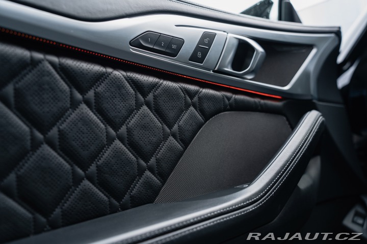 BMW M8 Competition Coupe, DPH 2022