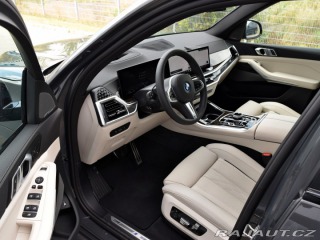 BMW X5 xDrive50e 2025