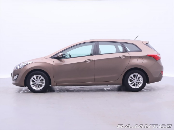 Hyundai i30 1,6 GDi 99kW CZ Trikolor 2013