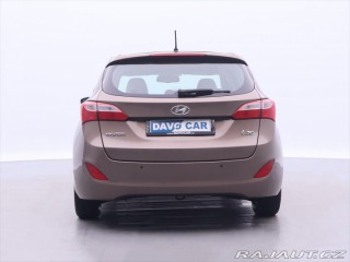 Hyundai i30 1,6 GDi 99kW CZ Trikolor 2013
