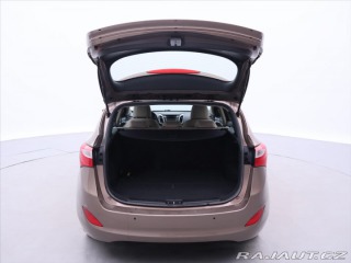 Hyundai i30 1,6 GDi 99kW CZ Trikolor 2013