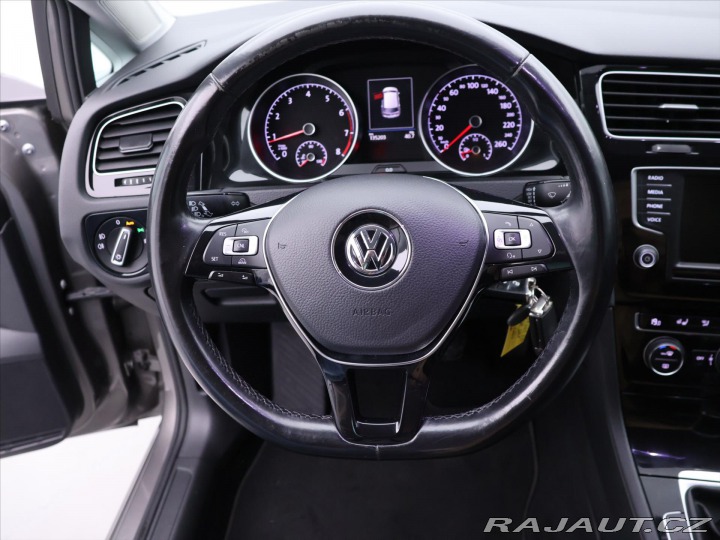 Volkswagen Golf 1,4 TSI 110kW Highline Na 2016