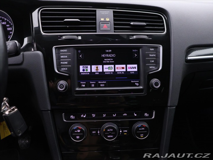 Volkswagen Golf 1,4 TSI 110kW Highline Na 2016