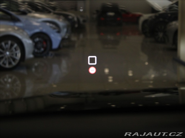 Citroën Ostatní modely ë-C4 0,1 50kWh Shine Masáž 255 2024