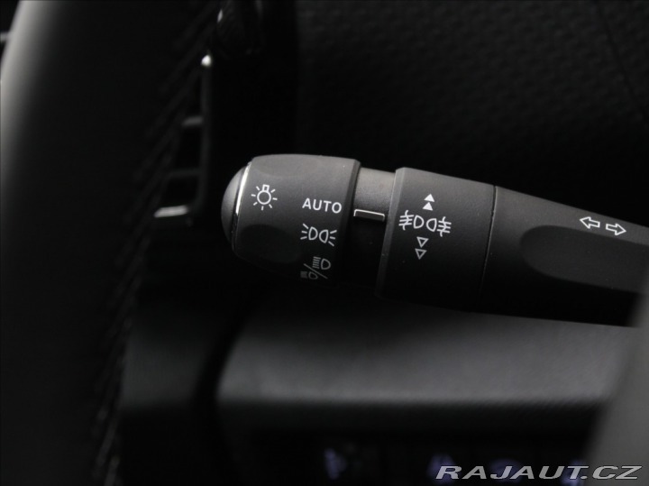 Citroën Ostatní modely ë-C4 0,1 50kWh Shine Masáž 255 2024