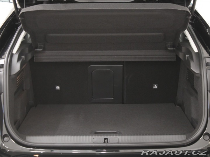 Citroën Ostatní modely ë-C4 0,1 50kWh Shine Masáž 255 2024