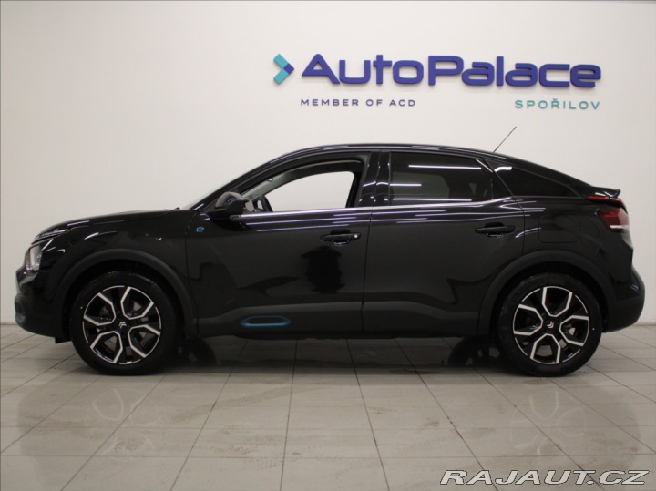 Citroën Ostatní modely ë-C4 0,1 50kWh Shine Masáž 255 2024