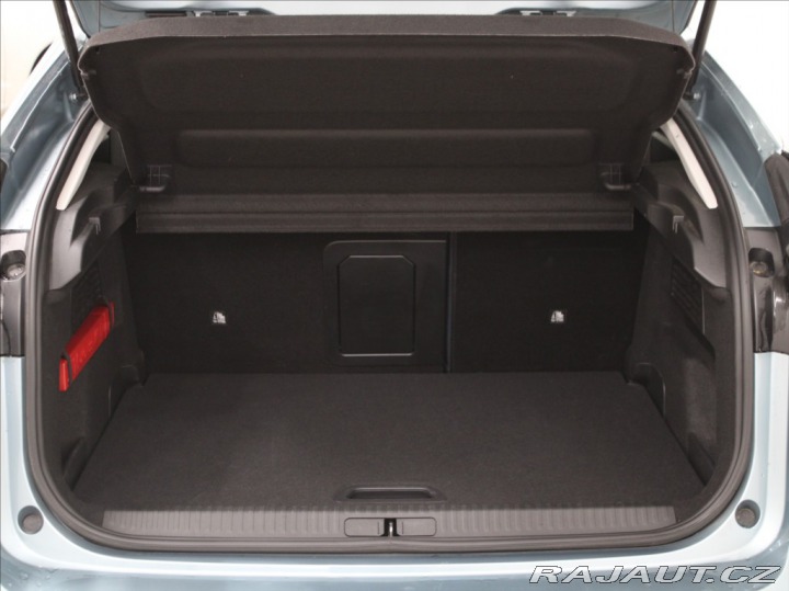 Citroën Ostatní modely ë-C4 0,1 50kWh Shine 37tkm. 2022