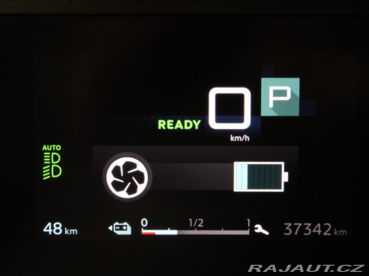 Citroën Ostatní modely ë-C4 0,1 50kWh Shine 37tkm. 2022