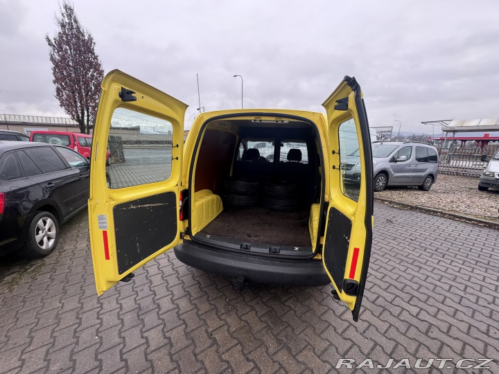 Volkswagen Caddy 1,6 TDI 55 KW STK TAŽNÉ 2011