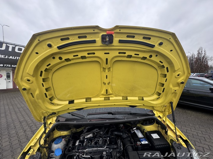 Volkswagen Caddy 1,6 TDI 55 KW STK TAŽNÉ 2011