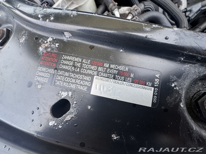 Volkswagen Caddy 1,6 TDI 55 KW STK TAŽNÉ 2011