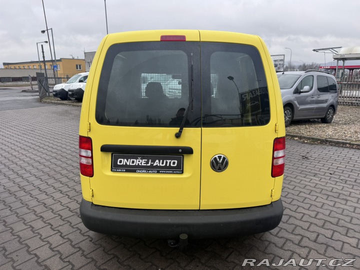 Volkswagen Caddy 1,6 TDI 55 KW STK TAŽNÉ 2011