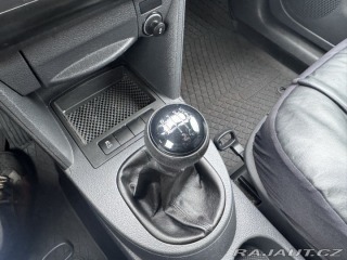 Volkswagen Caddy 1,6 TDI 55 KW STK TAŽNÉ 2011