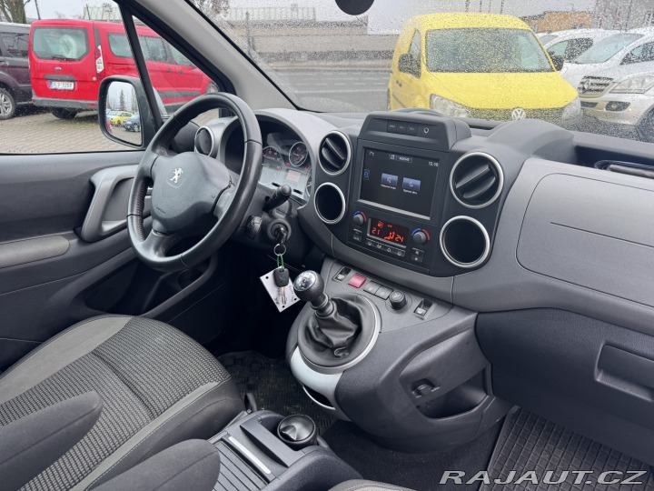 Peugeot Partner Tepee 1,6 HDI 88 KW ALLURE KOLA 2016