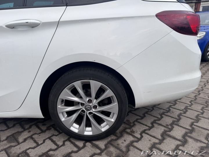 Opel Astra 1,4 92 KW T. SPOJKA ROZ. 2017