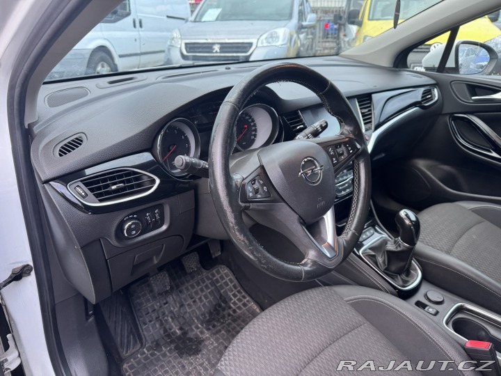 Opel Astra 1,4 92 KW T. SPOJKA ROZ. 2017