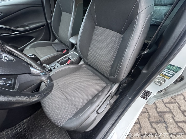 Opel Astra 1,4 92 KW T. SPOJKA ROZ. 2017