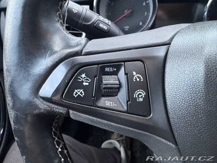 Opel Astra 1,4 92 KW T. SPOJKA ROZ. 2017