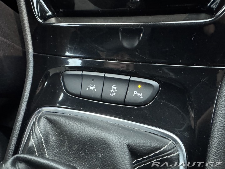 Opel Astra 1,4 92 KW T. SPOJKA ROZ. 2017