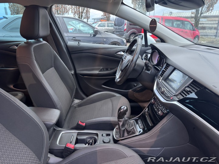 Opel Astra 1,4 92 KW T. SPOJKA ROZ. 2017