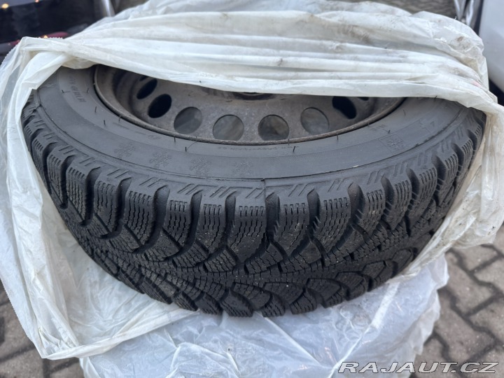 Opel Astra 1,4 92 KW T. SPOJKA ROZ. 2017