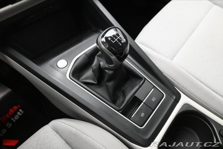 Volkswagen Golf 2,0 TDI 110kW Business LE 2021