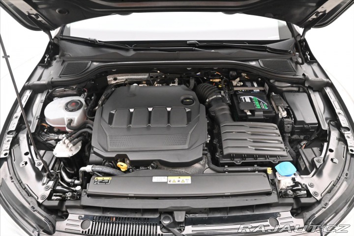 Volkswagen Golf 2,0 TDI 110 kW DSG Busine 2022