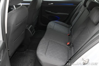 Volkswagen Golf 2,0 TDI 110 kW DSG Busine 2022