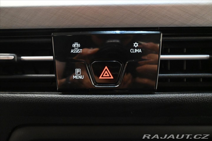 Volkswagen Golf 2,0 TDI 110 kW DSG Busine 2022