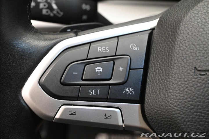 Volkswagen Golf 2,0 TDI 110 kW DSG Busine 2022