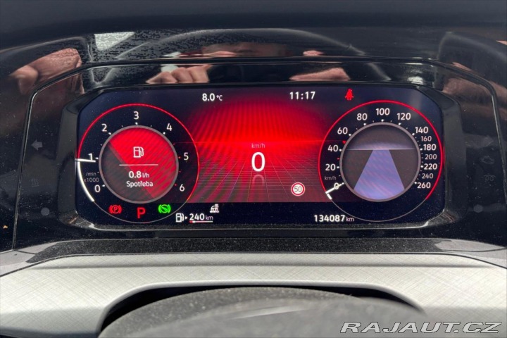 Volkswagen Golf 2,0 TDI 110kW DSG Busines 2022