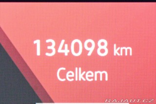 Volkswagen Golf 2,0 TDI 110 kW DSG Busine 2022