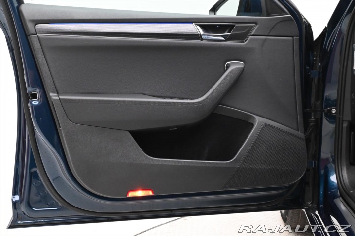 Škoda Superb 2,0 TDI 110kW DSG Style Z 2022