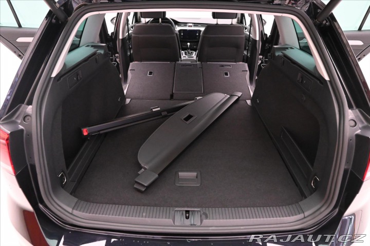 Volkswagen Passat 2,0 TDI 110kW DSG Busines 2023