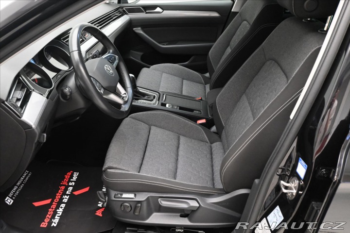 Volkswagen Passat 2,0 TDI 110kW DSG Busines 2023